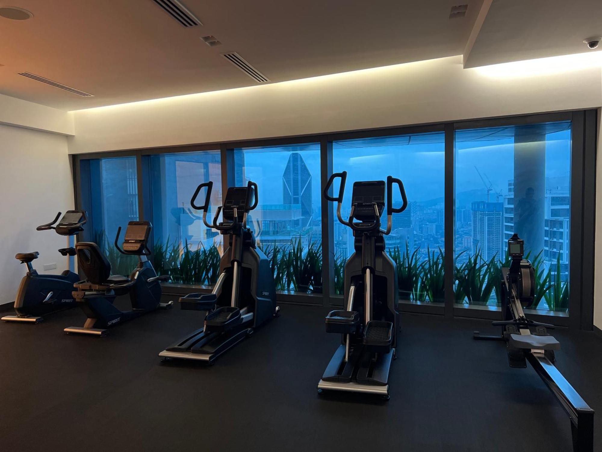 Eaton Residence Klcc Куала Лумпур Екстериор снимка