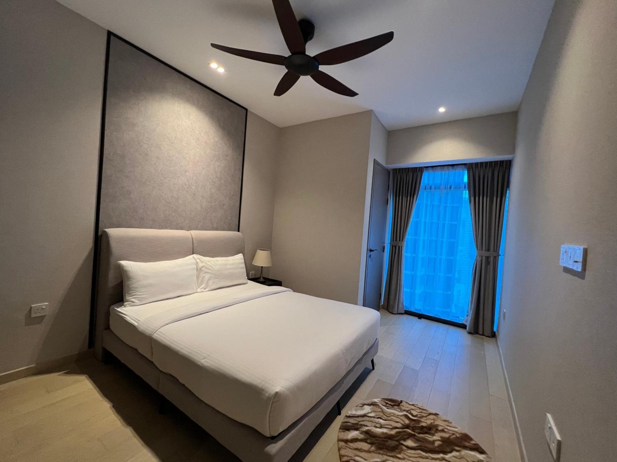 Eaton Residence Klcc Куала Лумпур Екстериор снимка