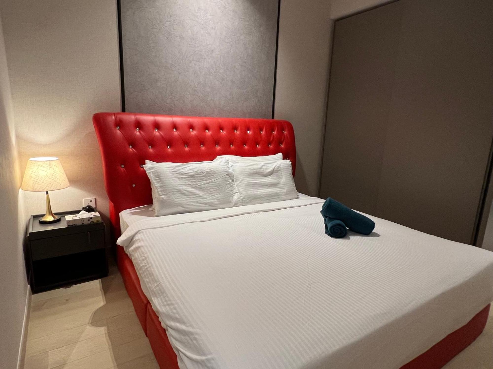 Eaton Residence Klcc Куала Лумпур Екстериор снимка