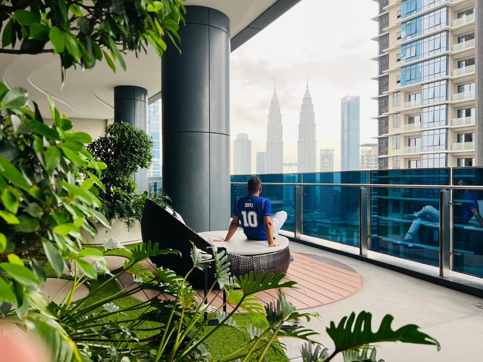 Eaton Residence Klcc Куала Лумпур Екстериор снимка