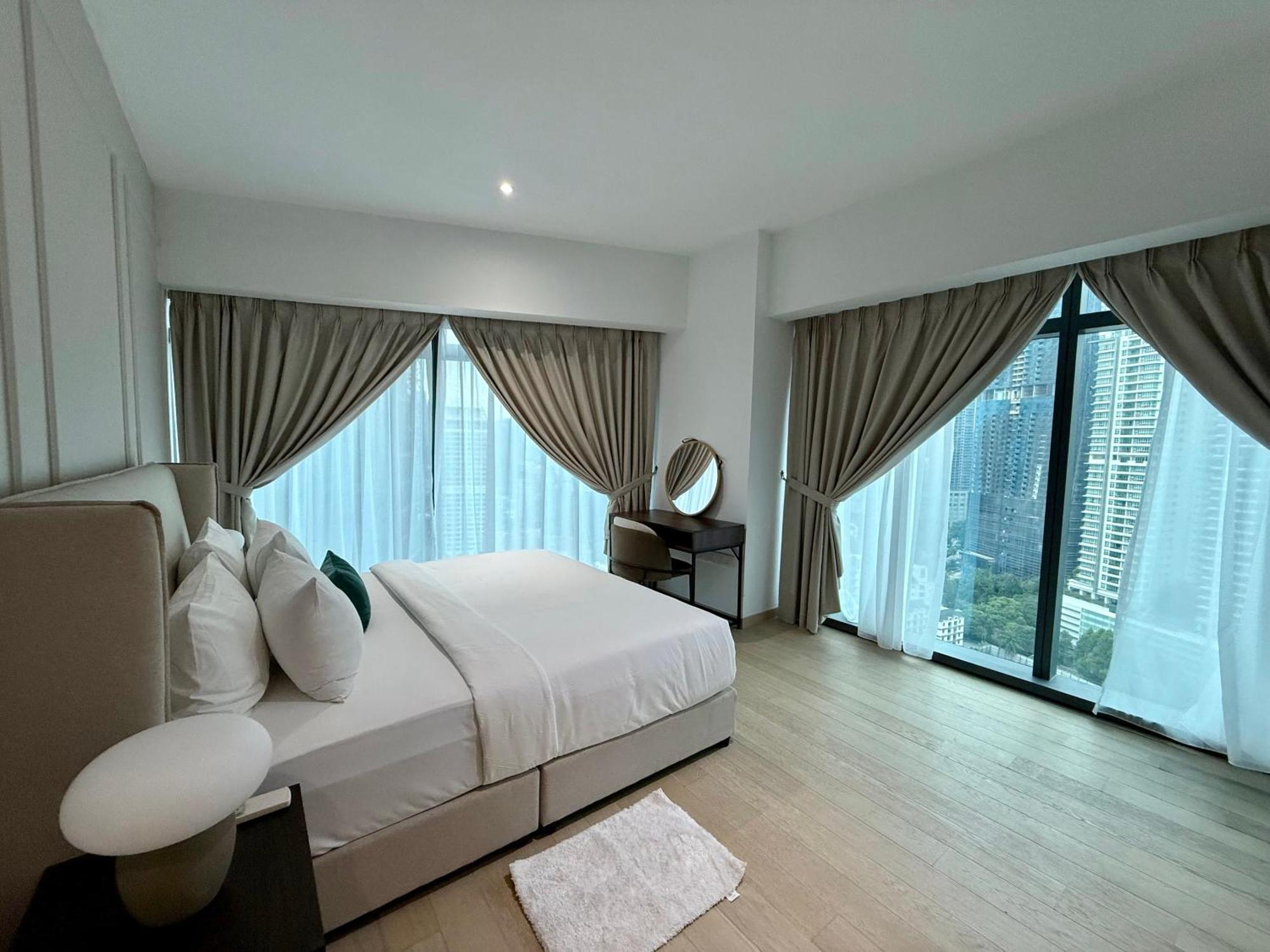 Eaton Residence Klcc Куала Лумпур Екстериор снимка